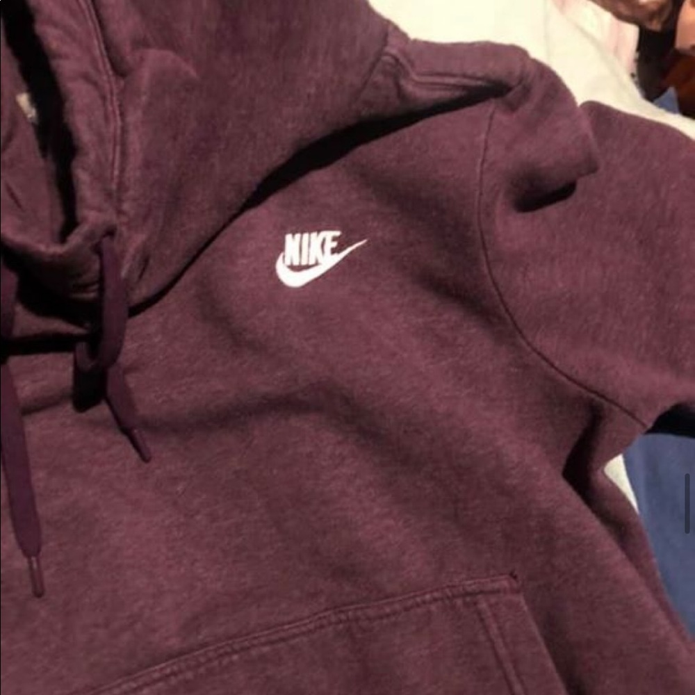Nike pullover - Picture 2 of 2